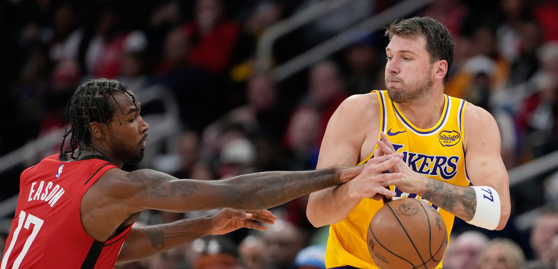 Dončiću se život raspada, on melje na terenu: Slovenac pregazio Hjuston (VIDEO)