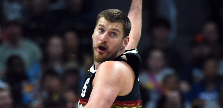 Nikola Jokić posramio igrače Filadelfije: Ovakva genijalnost se retko viđa (VIDEO)