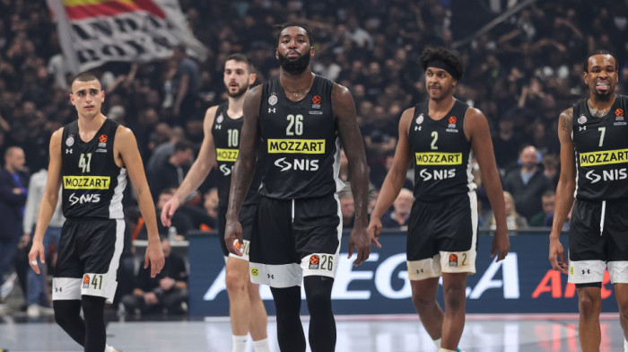 "Gađali me ajfonom od 1.000 evra": Bivši igrač Partizana otkrio detalje sa večitog derbija