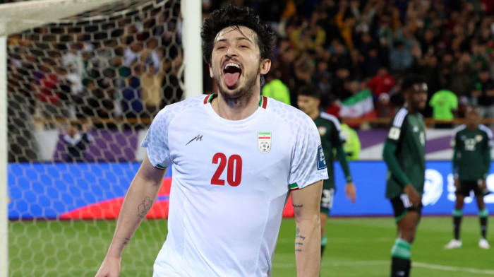 Slikao se sa neprijateljima! Iran izbacio najboljeg fudbalera iz reprezentacije (FOTO)