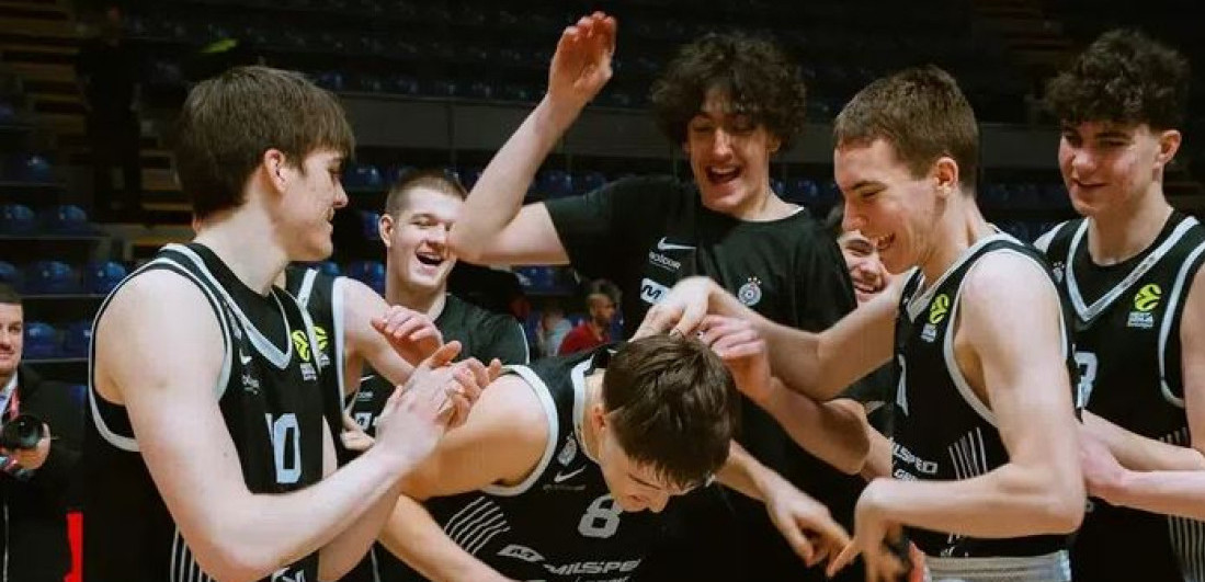 Partizan se mučio, pa srušio Hapoel: Čudo od deteta postiglo 38 poena (VIDEO)