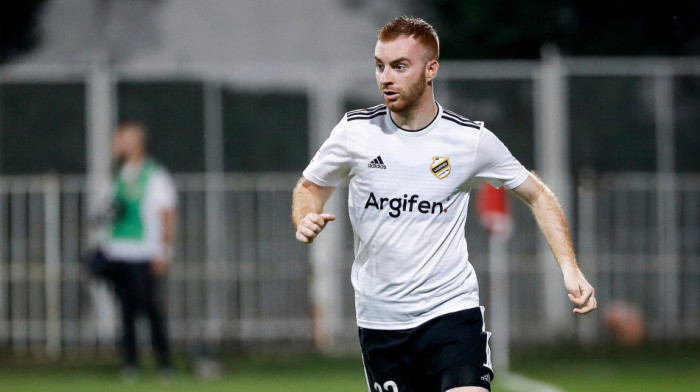 Bivši igrač Partizana doživeo potres mozga! Srbin nepomičan ležao na terenu, pa hitno prevezen u bolnicu