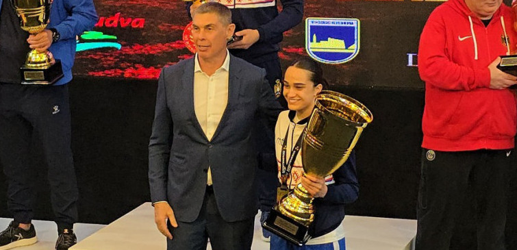Srbija osvojila pet zlatnih medalja! Ludilo u Budvi, Sara proglašena za najbolju