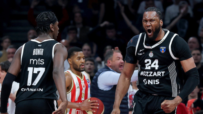 Neviđene poruke navijača Partizana posle derbija, surovi su prema ovim igračima