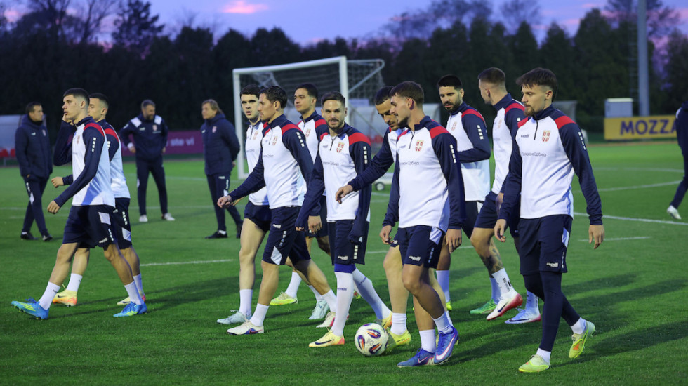 "Orlovi" upalili motore: Sjajna atmosfera na prvom treningu Srbije (FOTO/VIDEO)