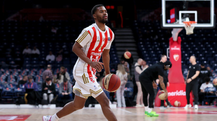 (VIDEO) Gde su navijači? Poluprazna Arena postala standard na utakmicama Zvezde i Partizana, sramotni podaci