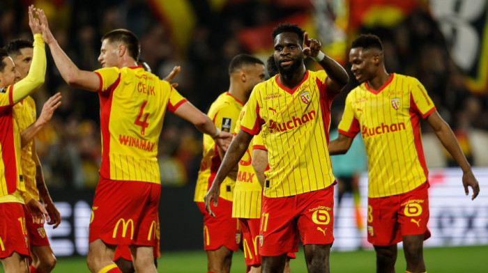 Nismo ludi... Lans odbio da učini uslugu Pariz Sen Žermenu: Nema odlaganja derbija