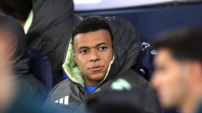 Amaterski propust Reala: Mbapeu pregledano pogrešno koleno, nedeljama je igrao povređen