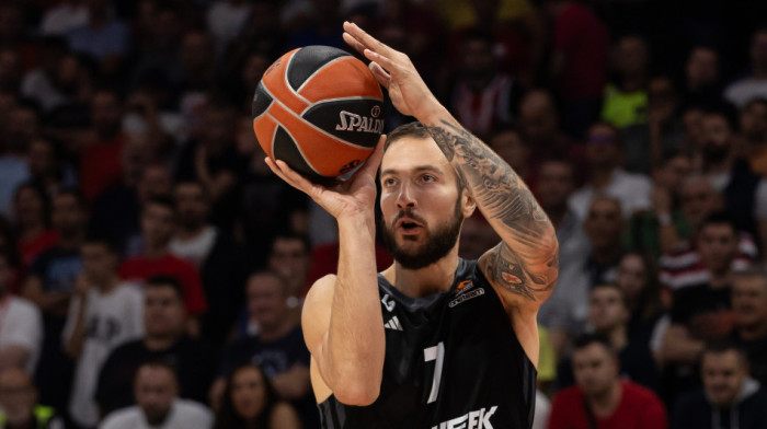 Lovernj zapalio "grobare": Hoću da završim karijeru u Partizanu