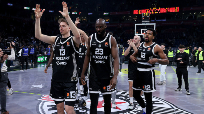 Brutalne reakcije navijača Partizana, razapeli jednog igrača posle pobede