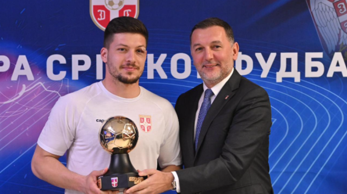 Luka Jović emotivan posle dobijanja Zlatne lopte: Čast i privilegija...