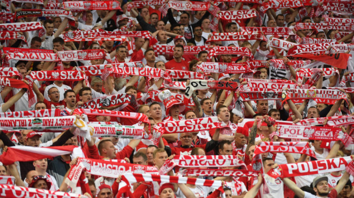 Albanci napadnuti u Varšavi! Poljaci poslali jasnu poruku: Kosovo je Srbija (FOTO)