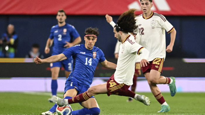 (ANKETA) Au, šteta - Srbiji poništen gol makazicama, a nema VAR-a! Da li je sudija bio u pravu?