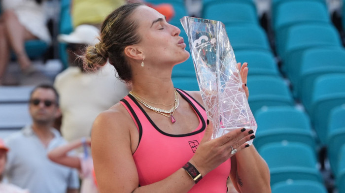Sabalenka gazi sve pred sobom: Beloruskinja srušila Koko Gof i osvojila titulu u Majamiju