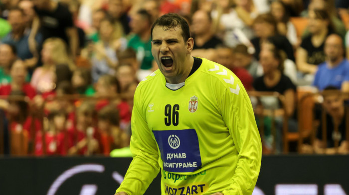 Kakva dominacija Milosavljeva! Srpski golman odbranio pet sedmeraca za manje od pola sata