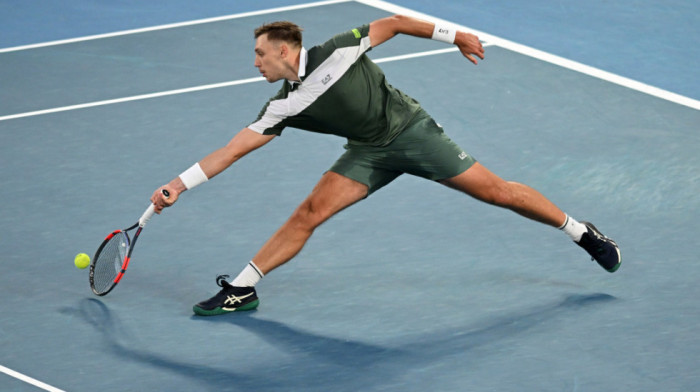 Hamad Međedović osvojiо titulu! Srbin pokorio Napulj i napravio drastičan skok na ATP listi