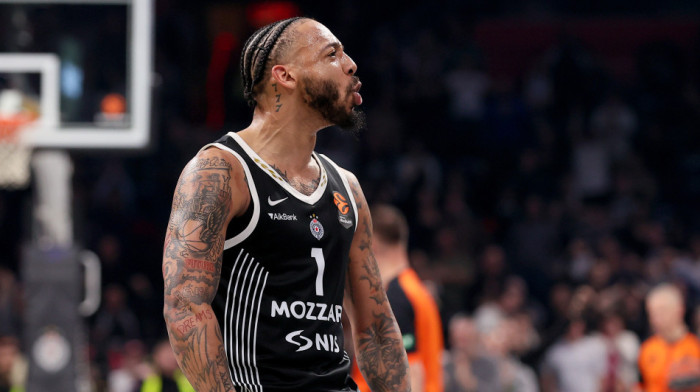 Da li ovo znači da Karlik Džons ipak ostaje u Partizanu? Agent košarkaša zapalio mreže objavom (FOTO)