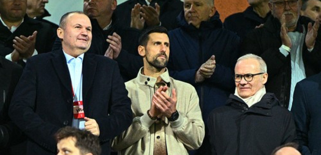 Novak navijao za Bosance, dobio čak i dres (VIDEO/FOTO)