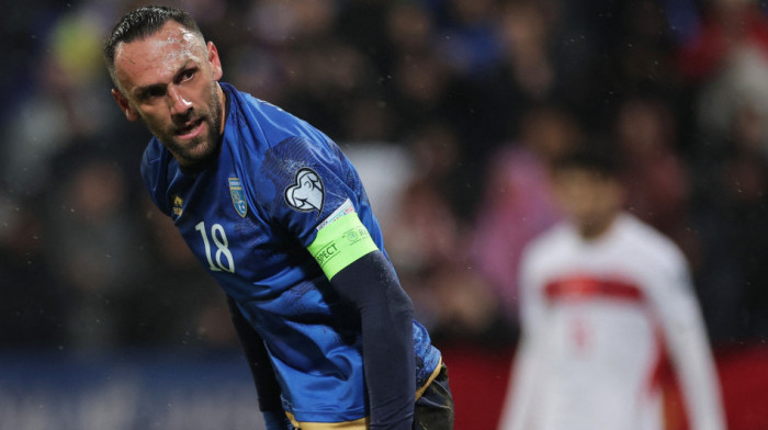 Totalno rasulo u lažnoj državi - Napali kapitena da je prodao Turcima meč, on poludeo