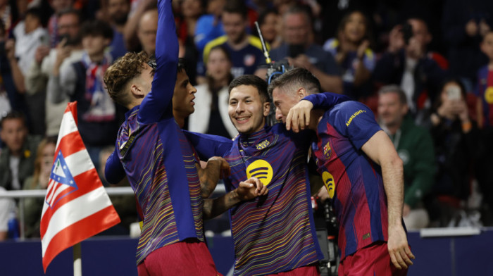 Barselona iskoristila Realov kiks i slavila u derbiju! Levandovski presudio u Madridu