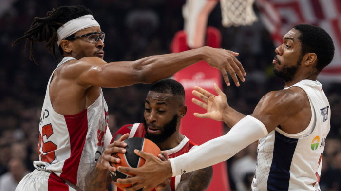 Zvezda naciljala pojačanje? Na meti nekadašnji Monekeov saigrač