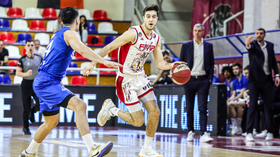 FMP preživeo - Furioznim preokretom slomio Spartak i ostao u trci za plej-of