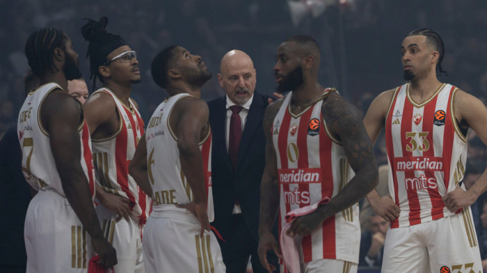 Zvezda bez prava na grešku: Crveno-beli protiv Pariza traže lek za derbi i jure doigravanje