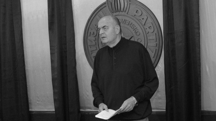 Preminuo Duško Vujošević!