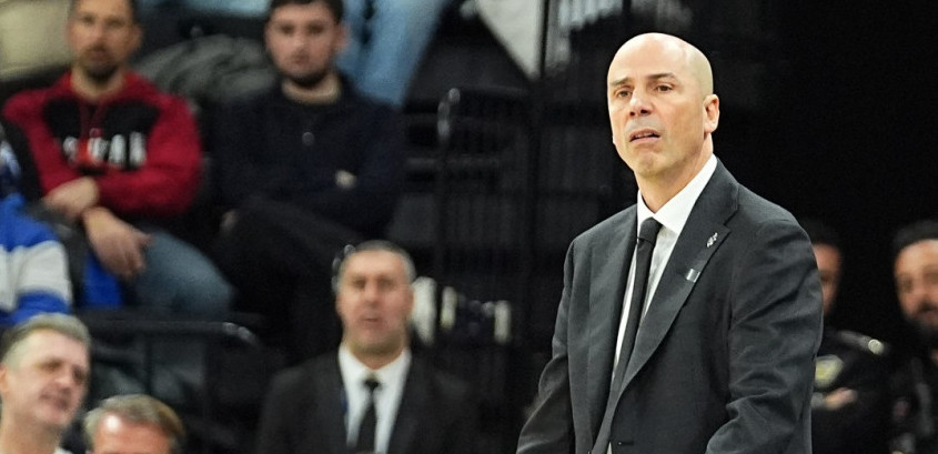 "Ovo moramo da menjamo“: Penjaroja vidno iznerviran posle poraza od Efesa