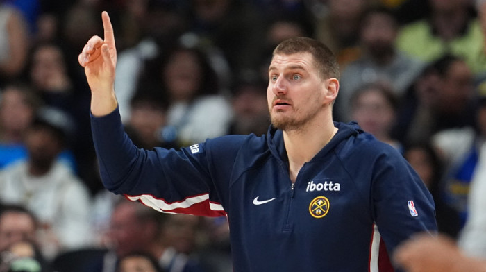 To, Jokiću, Srbendo! Pogledajte nove "džokerke", trobojka sevnula na 361 stepen (FOTO)