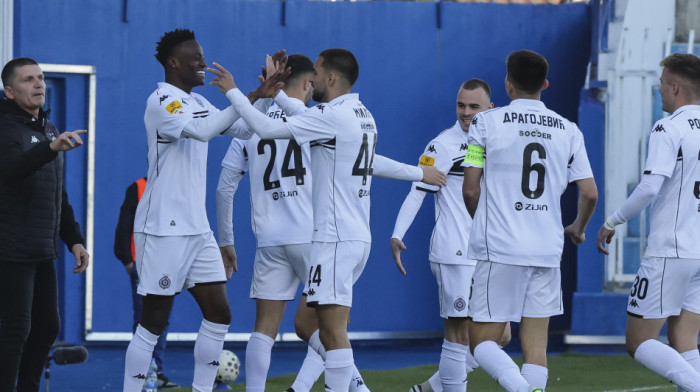 Kakva golčina Dembe Seka: Partizan vodi u Novom Pazaru već posle tri minuta