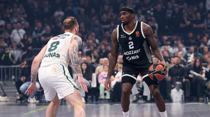 Partizan optužen da je “prodao” meč Žalgirisu: Haos u Humskoj posle poraza (FOTO)