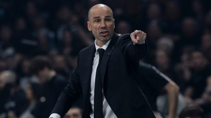 Penjaroja o Karlikovom novom ugovoru: On može svima da objasni kako se igra u Partizanu