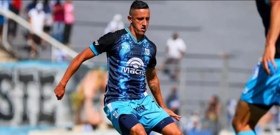 (VIDEO) Drama u avionu: Fudbaler vikao "Bomba, sve će eksplodirati", izveden u lisicama