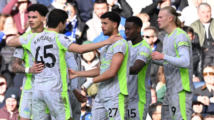 Sledi spektakl na "Etihadu": Siti se prošetao Londonom i zakazao "finale" Arsenalu