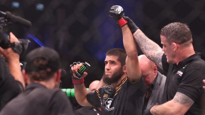 Ko je dovoljno lud da pokrade Mahačeva? UFC šampion opljačkan: Lopovi, molim vas... (FOTO)