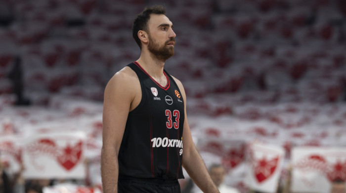 "Milutinova su zaključali u kancelariju" Neverovatna priča o propalom transferu srpskog centra