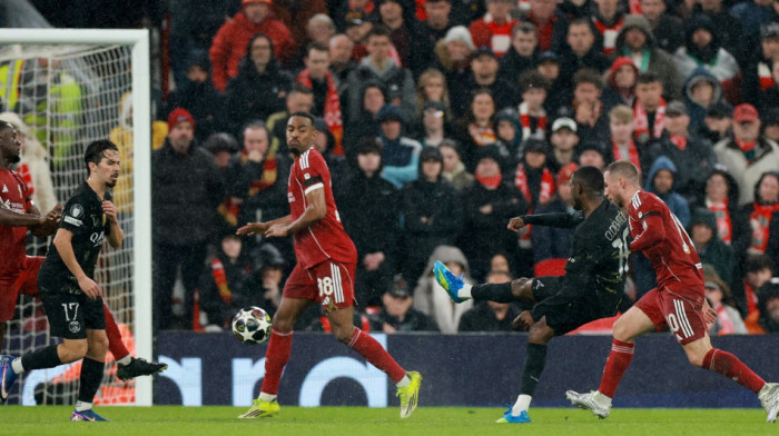 Crveni za Garsiju! Drama u Madridu, Barselona sa desetoricom - Liverpul pred eliminacijom