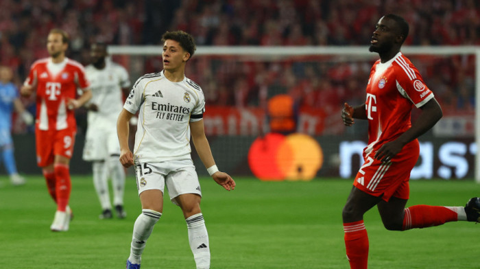 Nestvaran početak u Minhenu: Real poveo posle par sekundi, Pavlović ekspresno izjednačio