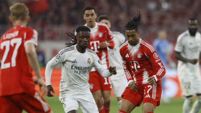 Nezaboravno veče u Minhenu: Bajern u meču od sedam golova izbacio Real - Arsenal se provukao
