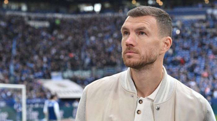 Edin Džeko izašao iz restorana u Beogradu, a nije platio račun: Mreže bruje o ovome, evo o čemu se radi (FOTO)