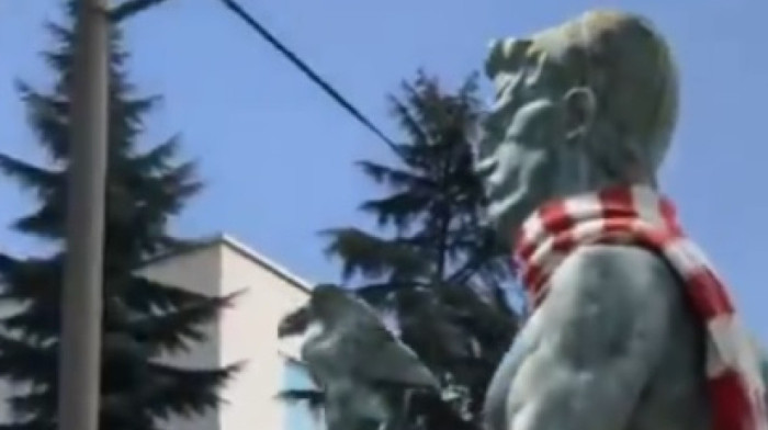 Zvezda na kreativan način zove navijače: "Pobednik" viđen na putu ka "Marakani" (VIDEO)