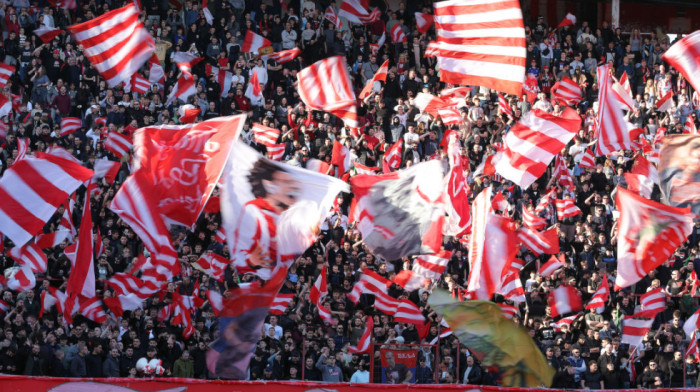 (FOTO) Žestoka prozivka "delija" zbog Bake Praseta - Navijače Vojvodine očekuje paklen doček na "Marakani"