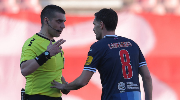 Biće polemike zbog crvenog kartona: Da li je Tanjga prestrogo isključen? (VIDEO)