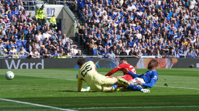 Na svu muku još i to... Liverpul ostao bez pobede i rezervnog golmana (VIDEO)