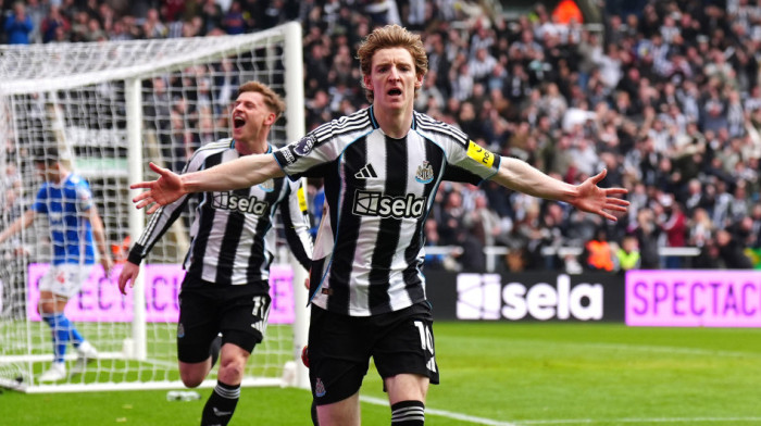 Nema slavlja u Minhenu: Bajern sprema transfer bombu! Na Ostrvo otišla prva ponuda...