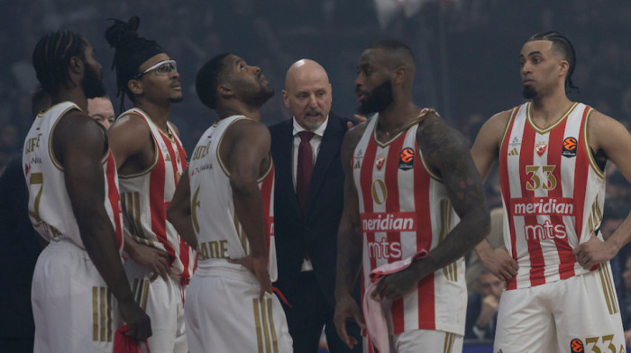 Sve otkriveno: Evo šta se dešavalo u svlačionici Zvezde na poluvremenu meča sa Barselonom