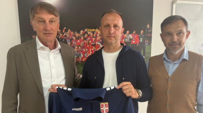 Reprezentacija Srbije dobila novog selektora: Bivši trener Zvezde na klupi nacionalnog tima (FOTO)