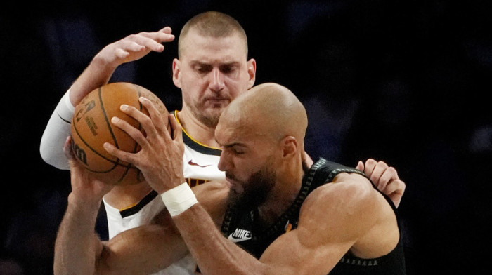 Šamarčina za Jokića i Denver: Totalna propast, Nagetsi pred eliminacijom, Jokić hteo da tuče Mekdenijelsa