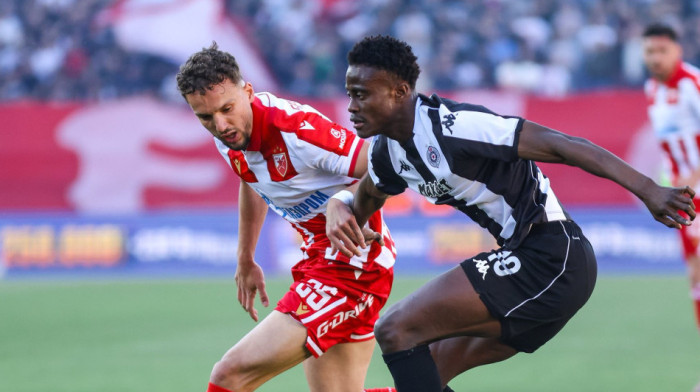 Eraković emotivan: Daće bog da imam četiri sezone sa Zvezdom